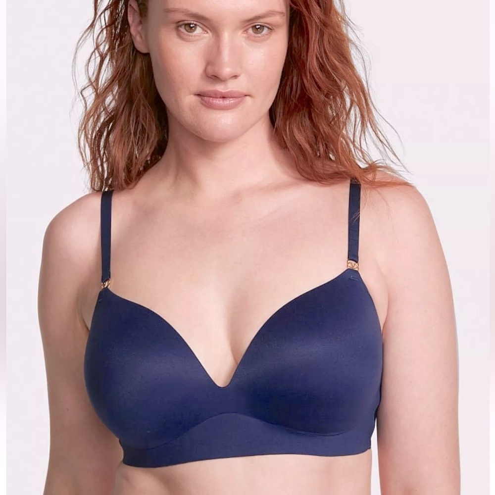 New Victoria Secret 36B Love Cloud Wireless Push-up Bra Blue NWT